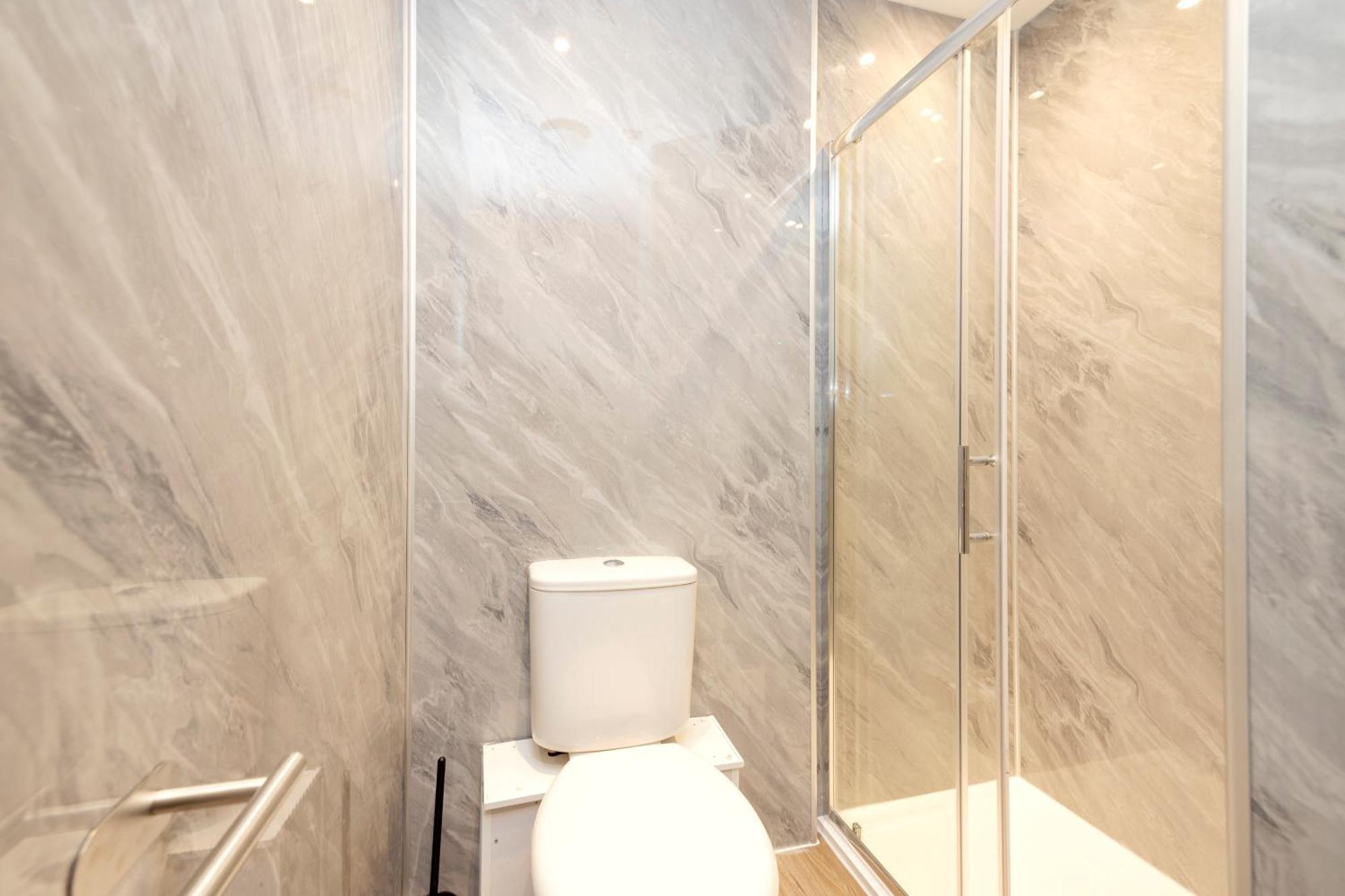 Joivy 3Br Flat In Haymarket With Free Parking Edimburgo Exterior foto